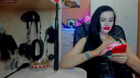 Mistress Kristi online show from 06.25.26
