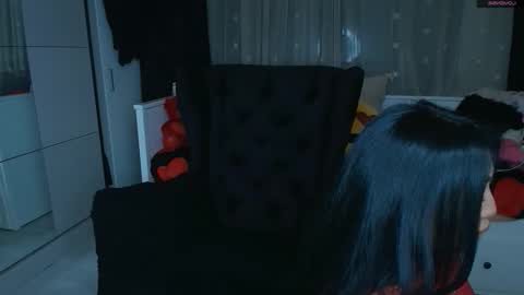 Snapshot of mistress_meryem chatting on 05.15.26 mistress_meryem online show from 05.15.26