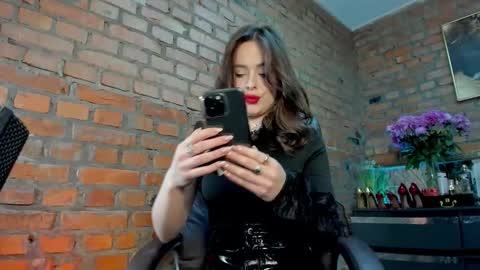 Snapshot of mistress_milana_ chatting on 06.07.26 mistress_milana_ online show from 06.07.26