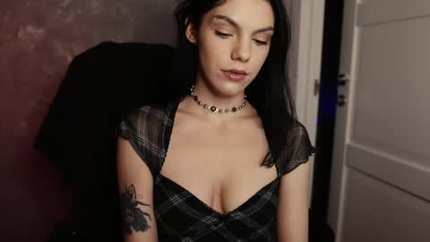 Snapshot of mistress_rochelle chatting on 02.15.25 Miss Rochelle online show from 02.15.25