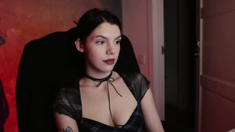 Snapshot of mistress_rochelle chatting on 03.09.25 Miss Rochelle online show from 03.09.25