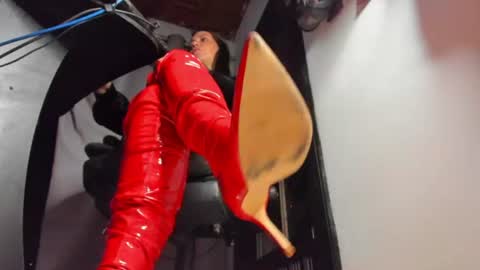 Mistress Anna Alves online show from 07.16.26
