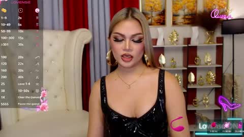 Snapshot of mistressathenna chatting on 04.29.26 mistressathenna online show from 04.29.26