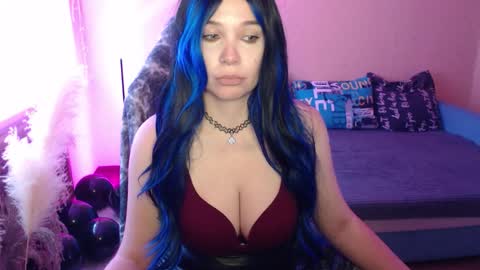 Miss Bailey online show from 11.02.25