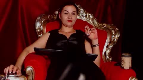 Mistress Fabiola   online show from 04.16.26