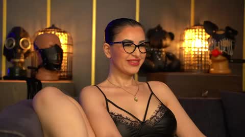 Mistress Kelly online show from 04.09.26