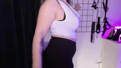Snapshot of mistresssandy chatting on 02.27.25 SANDY online show from 02.27.25