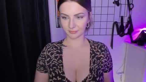 Snapshot of mistresssandy chatting on 03.04.25 SANDY online show from 03.04.25