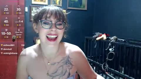 Snapshot of mistressthrope chatting on 05.07.26 MistressThrope online show from 05.07.26