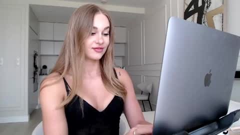 mistressuniverse online show from 06.03.26
