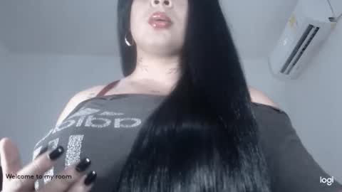 Snapshot of mistressxxalice chatting on 05.13.26 ALICE MADANE online show from 05.13.26
