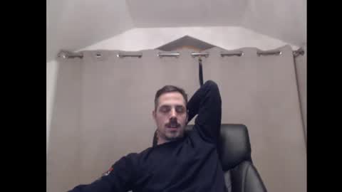 Snapshot of mitsch01 chatting on 03.07.25 Mitsch online show from 03.07.25