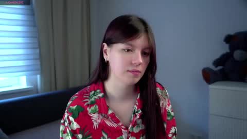 Snapshot of mitziefetters chatting on 03.27.26 Rosalie online show from 03.27.26