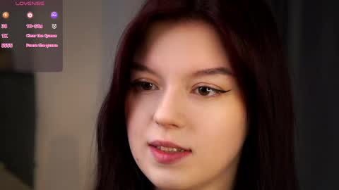 Snapshot of mitziefetters chatting on 06.01.26 Rosalie online show from 06.01.26