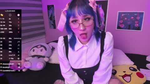 Snapshot of miwaviolet chatting on 03.02.25  Miwa Violet  online show from 03.02.25