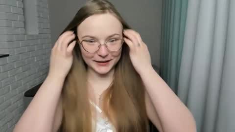 Miya online show from 01.12.25