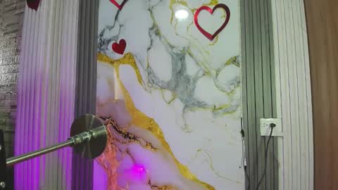 LUCRECIA   NEW ACCOUNT online show from 02.17.26