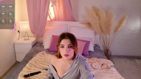 Snapshot of mmm__yes chatting on 02.04.26 Michaela online show from 02.04.26