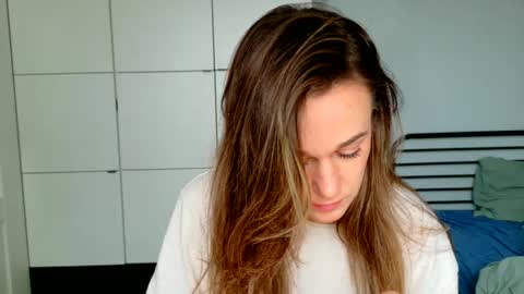 mmminnie online show from 03.20.26