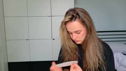 mmminnie online show from 04.30.26
