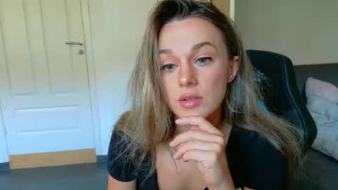 mmminnie online show from 07.09.26