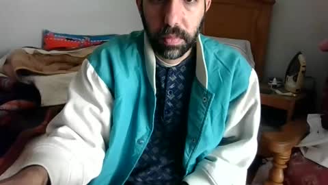 mmohsen_1985 online show from 12.28.24