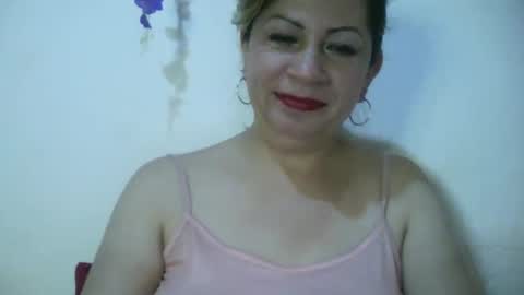 Snapshot of mmsexymm84 chatting on 02.25.25 mmsexymm84 online show from 02.25.25