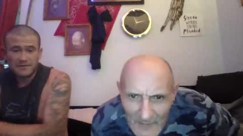 Snapshot of moboyz1969 chatting on 11.04.25 moboyz1969 online show from 11.04.25