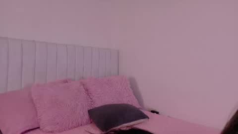 zoe ross online show from 03.08.26