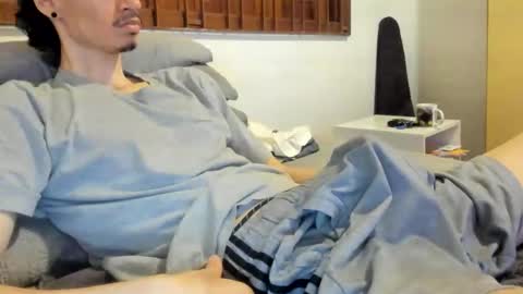 Snapshot of moderdelier chatting on 03.09.26 DigBreed online show from 03.09.26