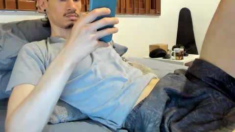 Snapshot of moderdelier chatting on 03.30.26 DigBreed online show from 03.30.26