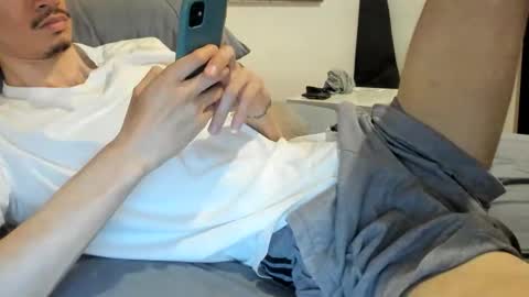 Snapshot of moderdelier chatting on 04.04.26 DigBreed online show from 04.04.26