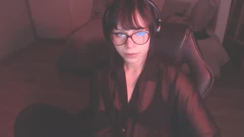 Snapshot of modjo_ chatting on 12.04.24 Modjo online show from 12.04.24