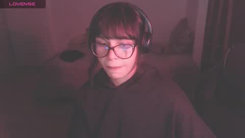 Snapshot of modjo_ chatting on 12.12.24 Modjo online show from 12.12.24