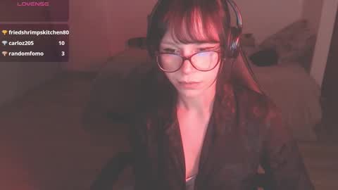 Snapshot of modjo_ chatting on 02.13.25 Modjo online show from 02.13.25