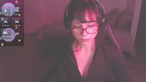 Snapshot of modjo_ chatting on 02.19.25 Modjo online show from 02.19.25