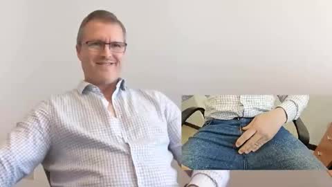 Moe online show from 09.22.25