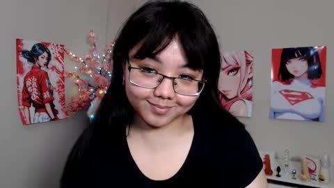 Molly online show from 12.02.25