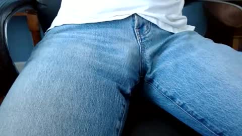 Snapshot of mohotr chatting on 11.14.25 mohotr online show from 11.14.25