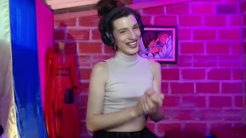 moira_hot online show from 09.25.25