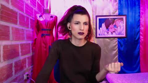 moira_hot online show from 10.18.25