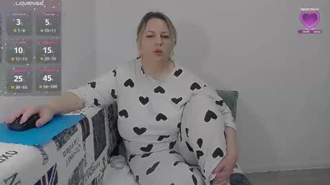 erika online show from 04.04.26