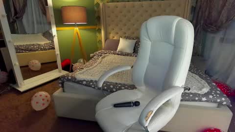 Rosa online show from 02.25.25