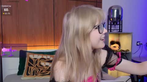 moliqin online show from 05.02.26