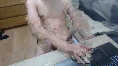 molkreid2 online show from 04.13.26