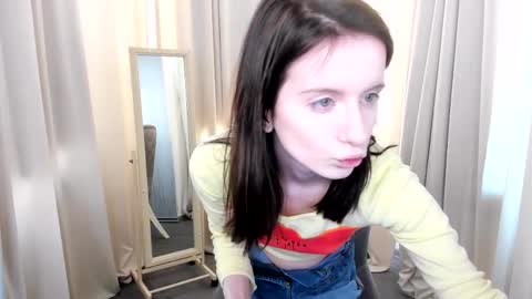 mollie_blush online show from 04.02.26