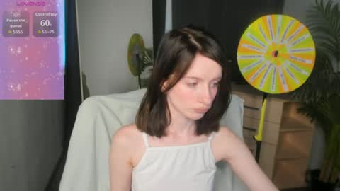Snapshot of mollie_blush chatting on 05.23.26 mollie_blush online show from 05.23.26