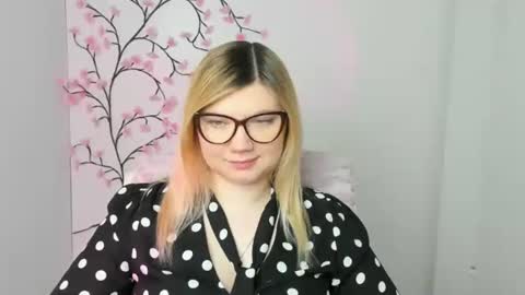 Molly online show from 01.13.26