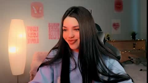 Molly online show from 03.28.26