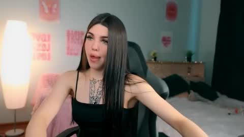 Molly online show from 06.08.26
